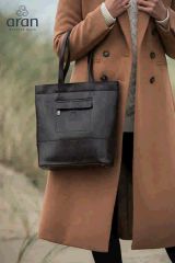 Leather bag R748 649